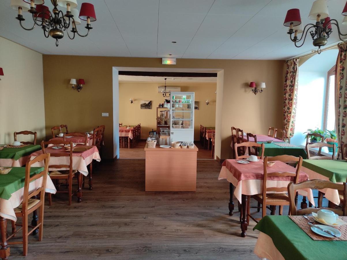 圣特乔治酒店 圣让德莫里耶讷 外观 照片